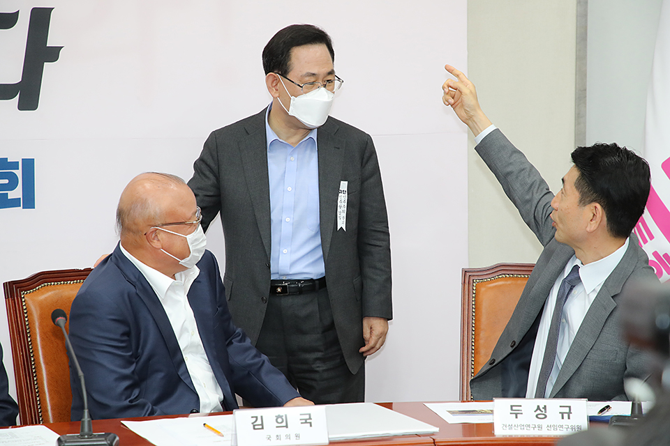 제목 노출 영역입니다 이미지