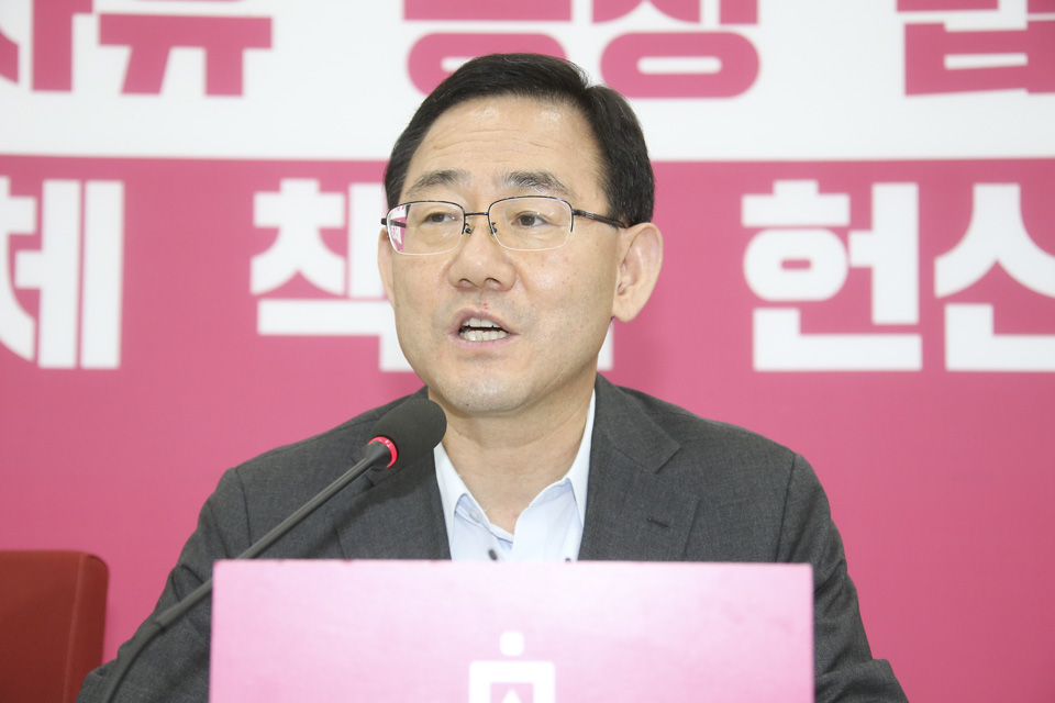 제목 노출 영역입니다 이미지