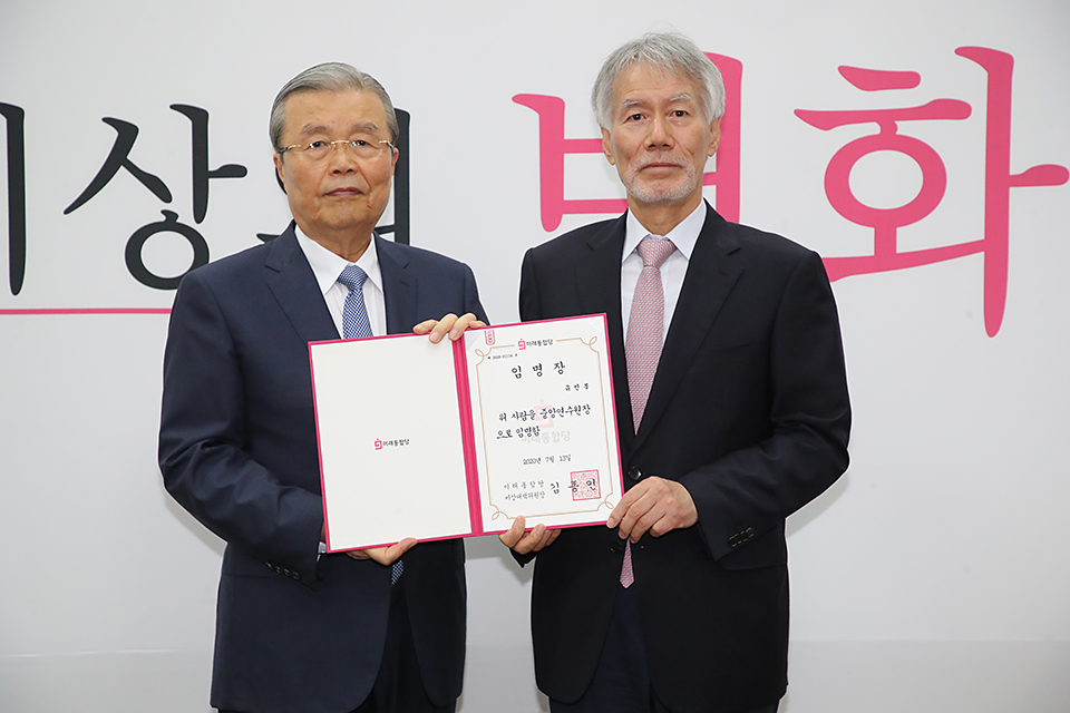 제목 노출 영역입니다 이미지