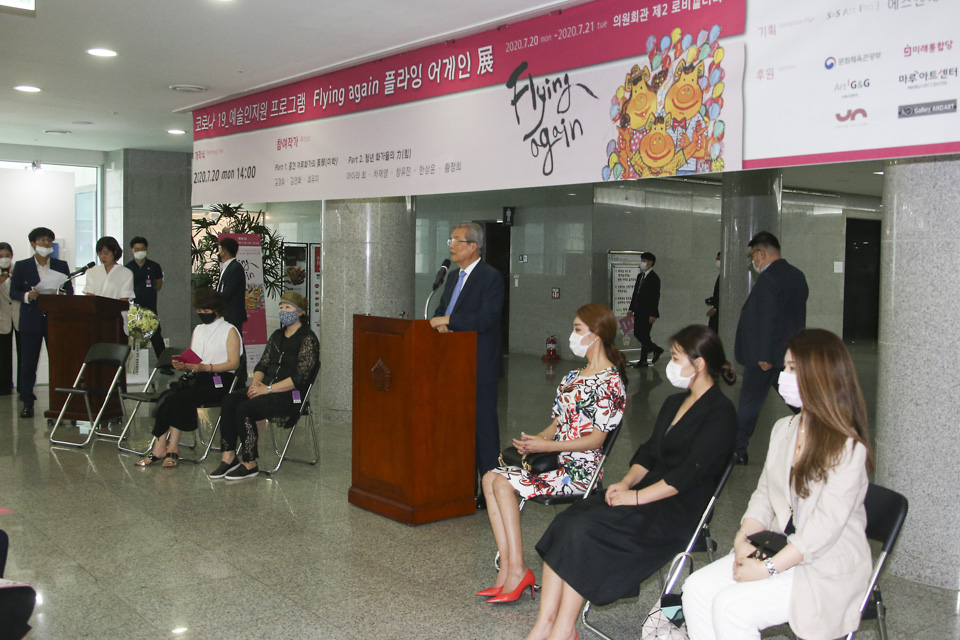 제목 노출 영역입니다 이미지