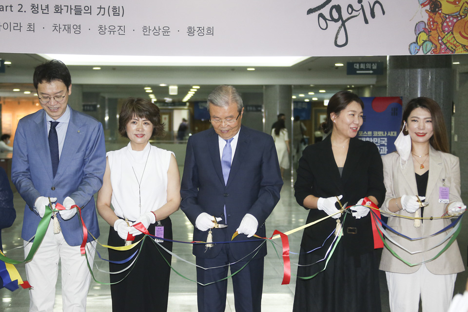 제목 노출 영역입니다 이미지