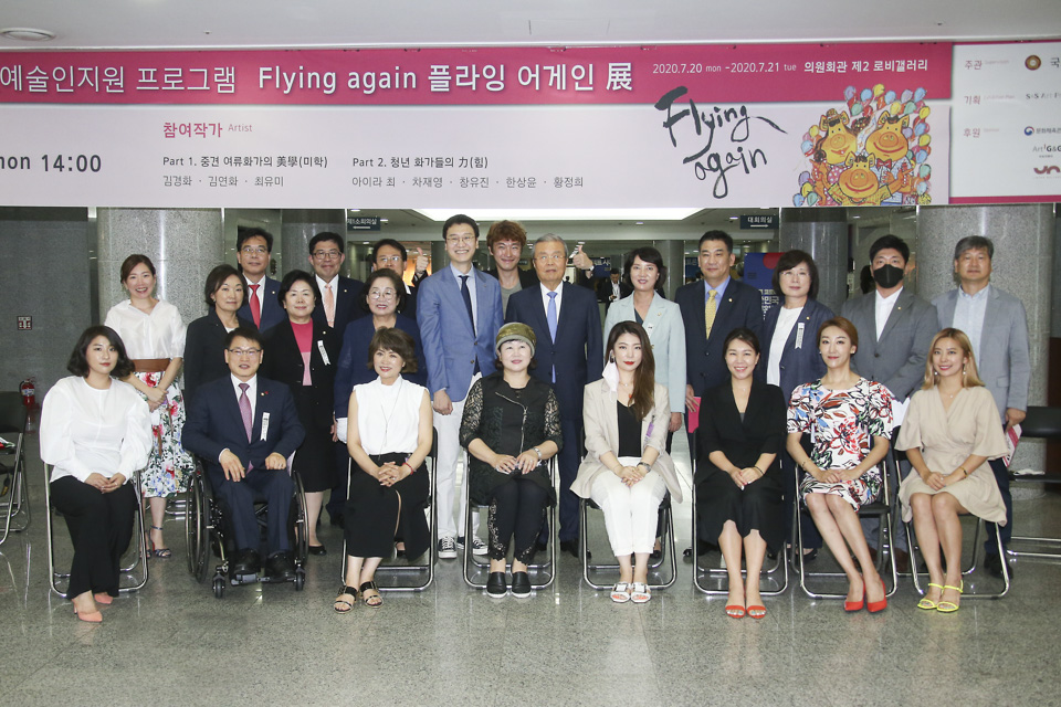 제목 노출 영역입니다 이미지