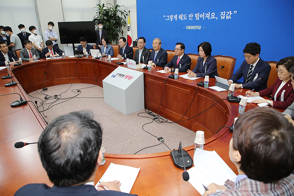 제목 노출 영역입니다 이미지