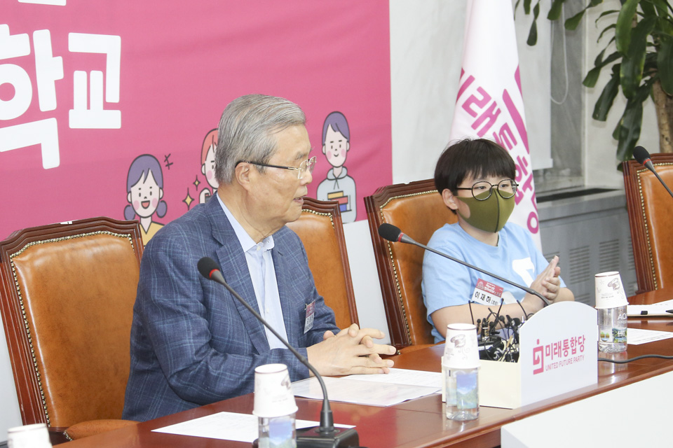 제목 노출 영역입니다 이미지
