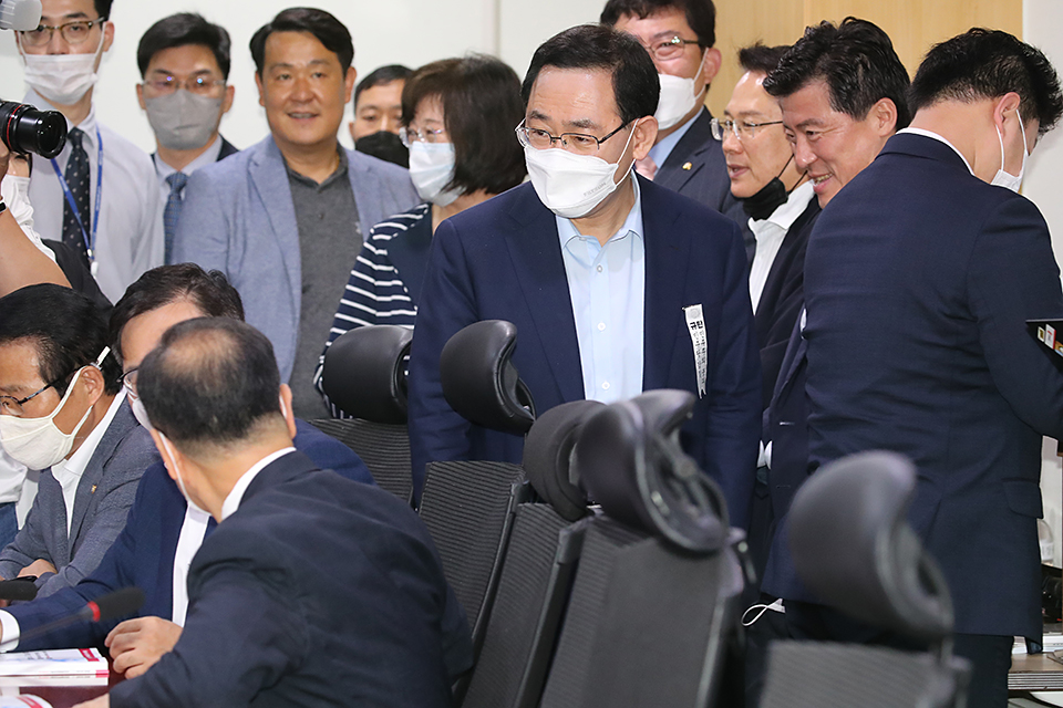 제목 노출 영역입니다 이미지