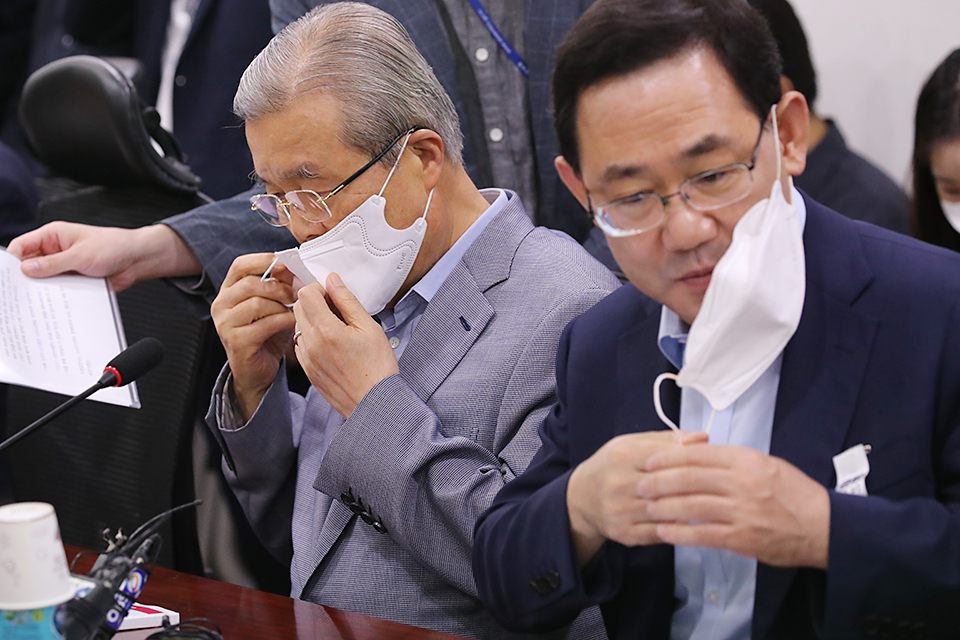 제목 노출 영역입니다 이미지