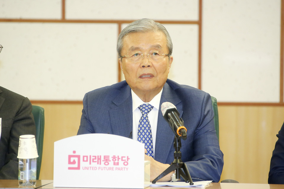 제목 노출 영역입니다 이미지