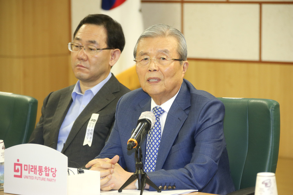 제목 노출 영역입니다 이미지