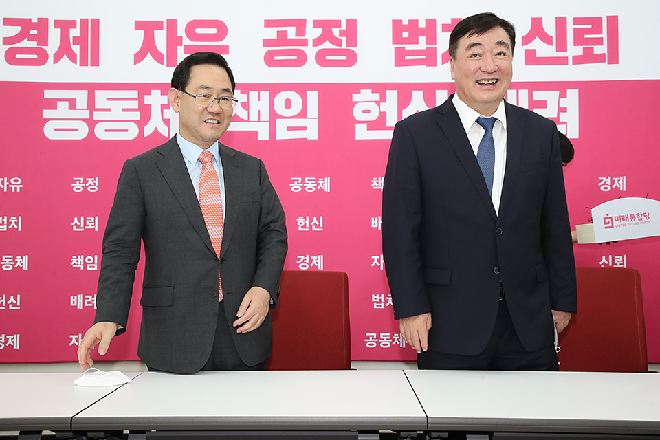 제목 노출 영역입니다 이미지