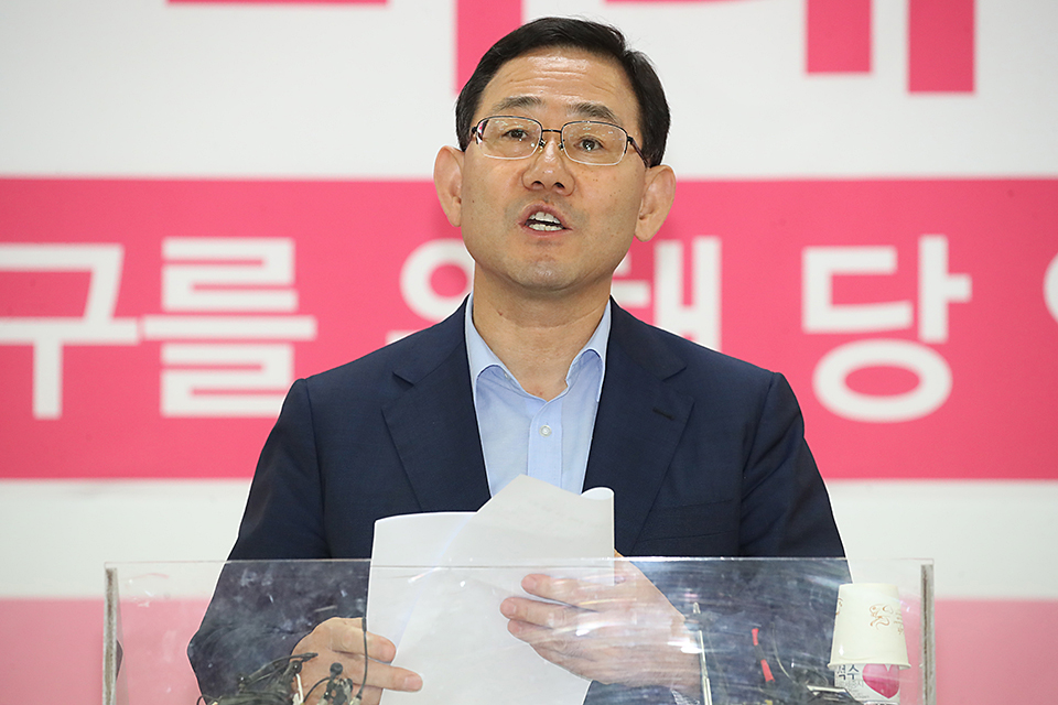 제목 노출 영역입니다 이미지