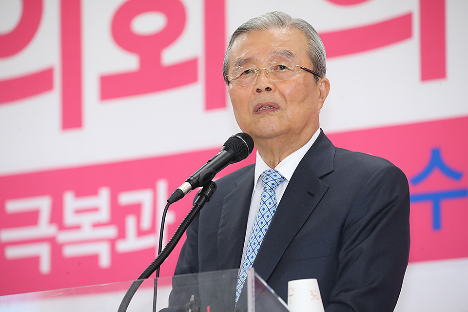 제목 노출 영역입니다 이미지
