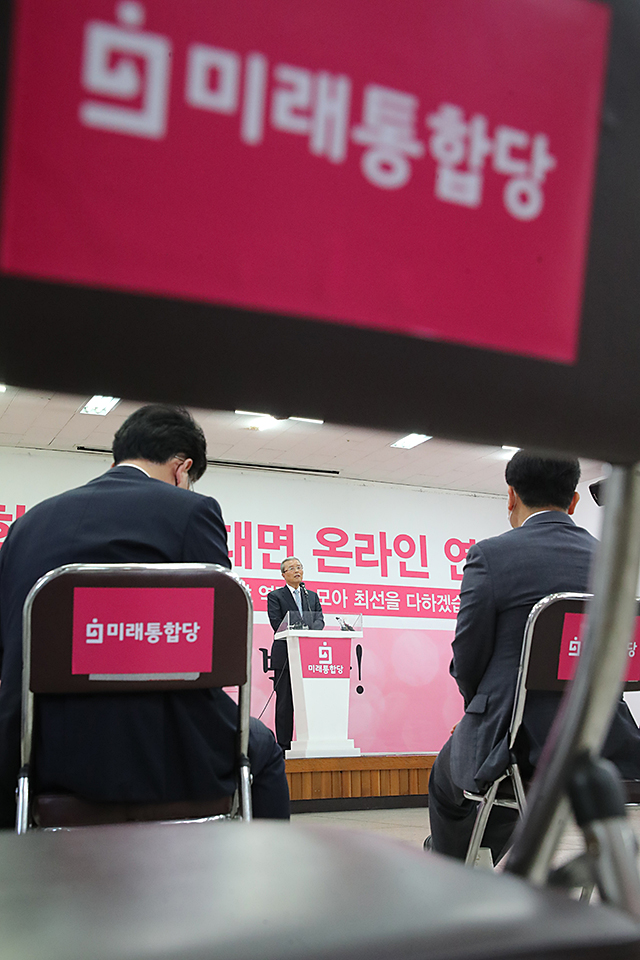 제목 노출 영역입니다 이미지