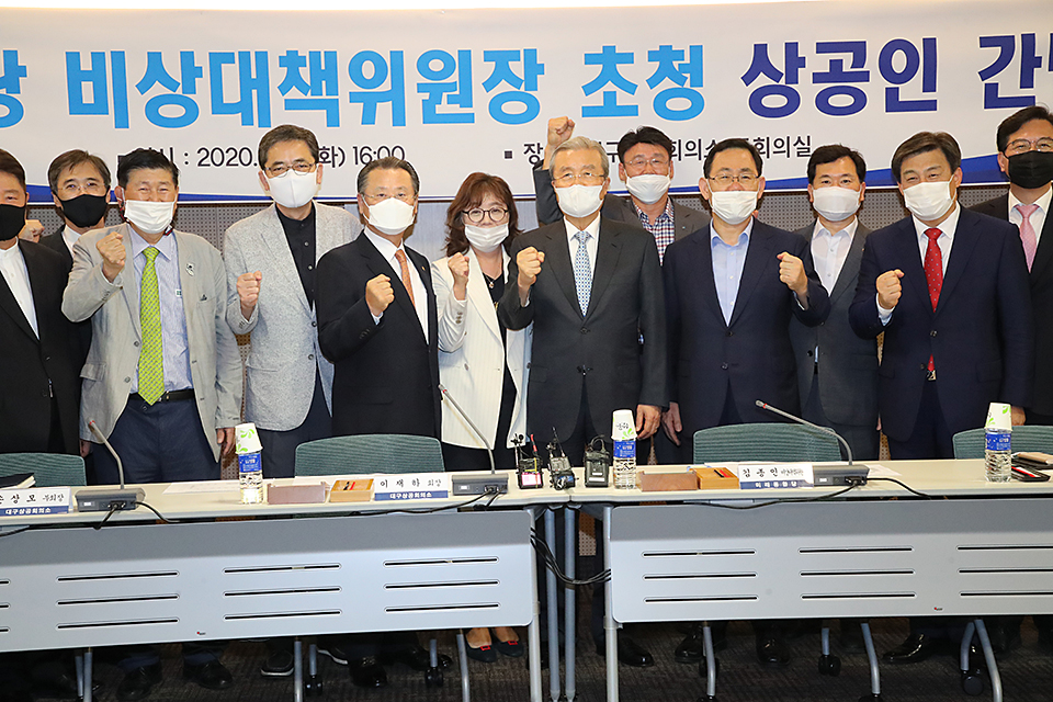 제목 노출 영역입니다 이미지