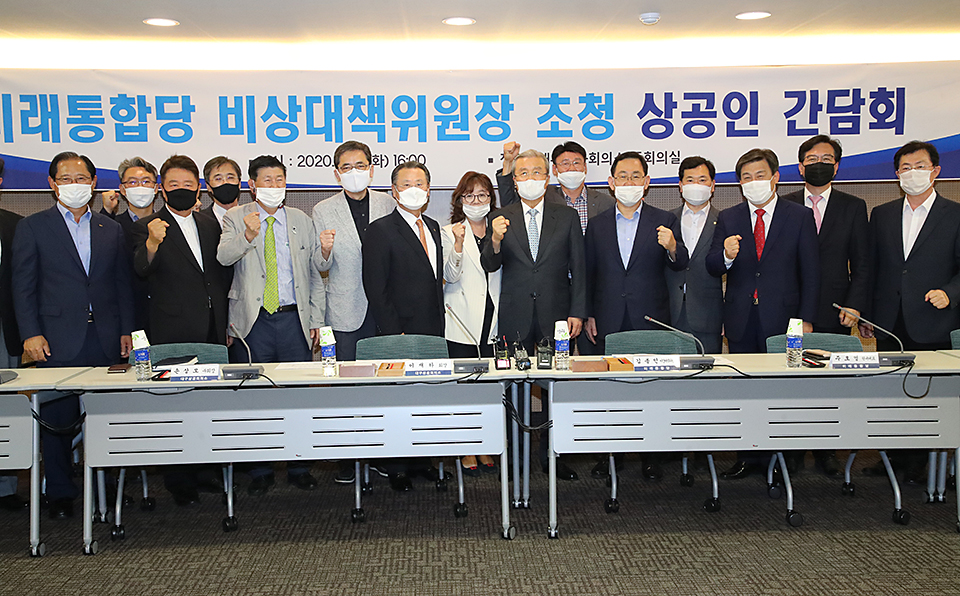 제목 노출 영역입니다 이미지