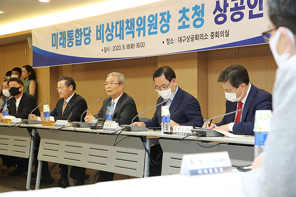 제목 노출 영역입니다 이미지