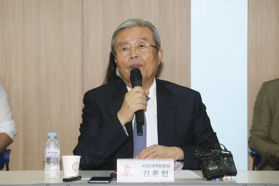 제목 노출 영역입니다 이미지