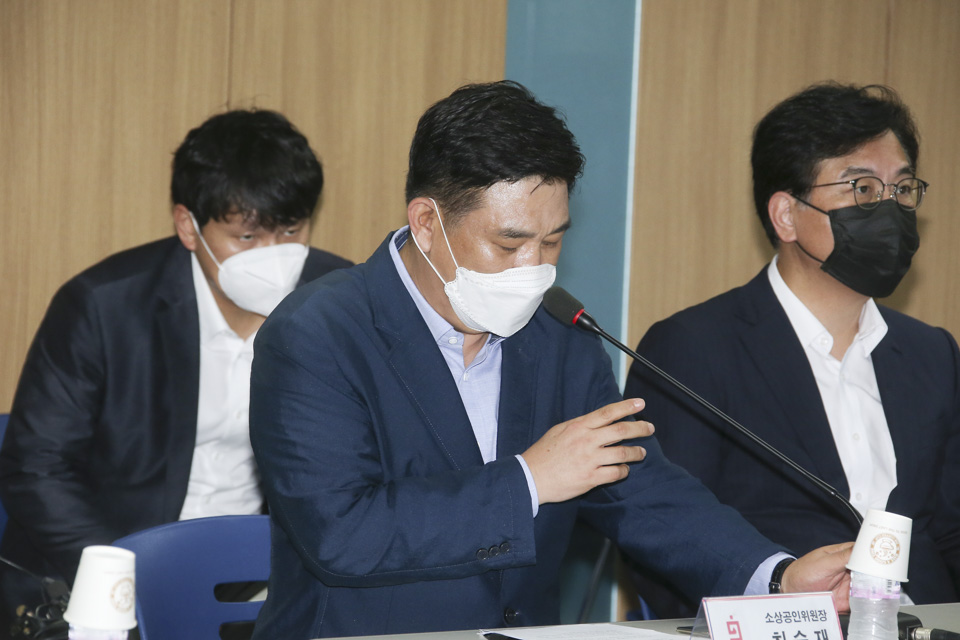 제목 노출 영역입니다 이미지