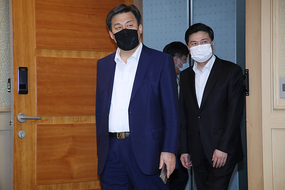 제목 노출 영역입니다 이미지