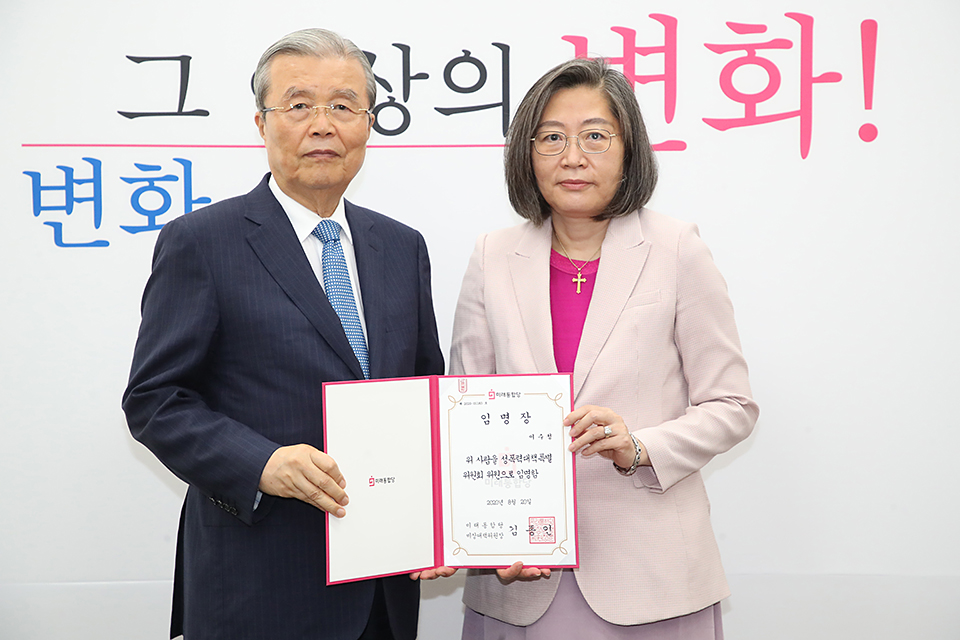 제목 노출 영역입니다 이미지