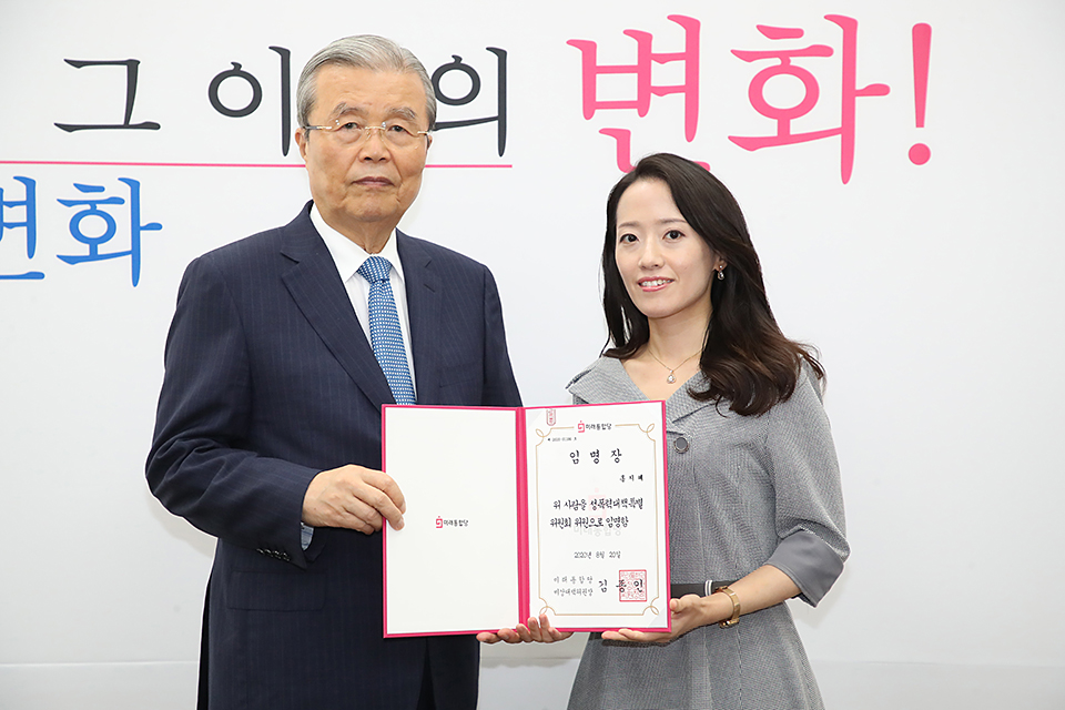 제목 노출 영역입니다 이미지