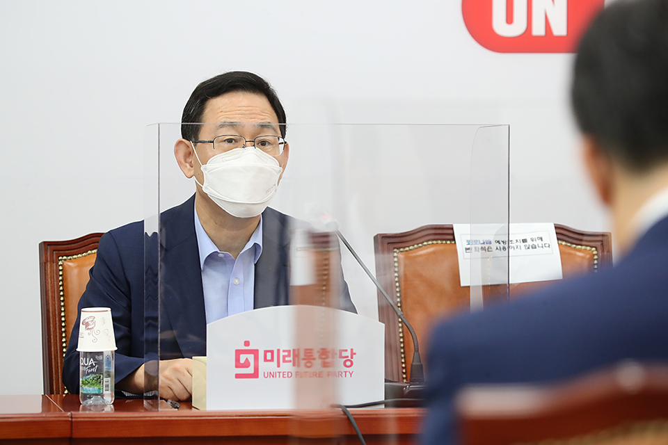 제목 노출 영역입니다 이미지