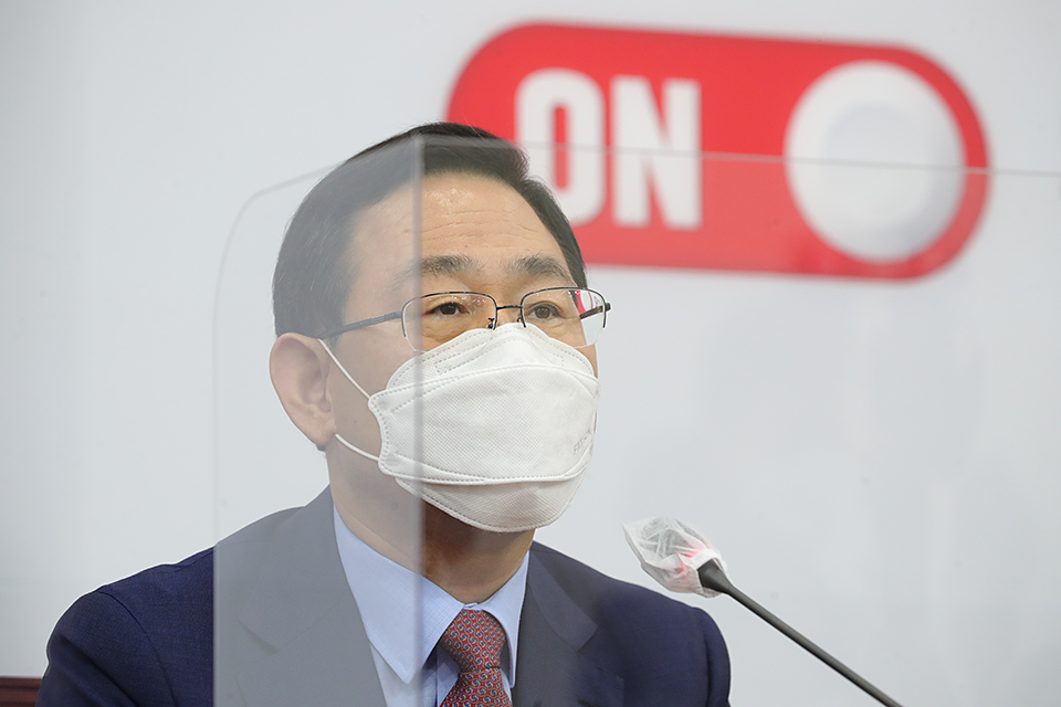 제목 노출 영역입니다 이미지