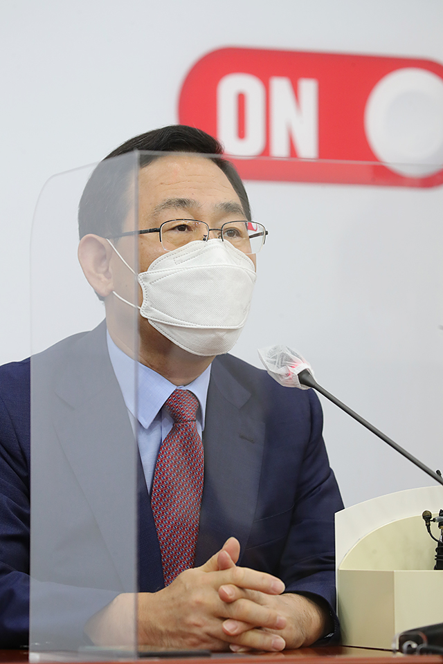 제목 노출 영역입니다 이미지