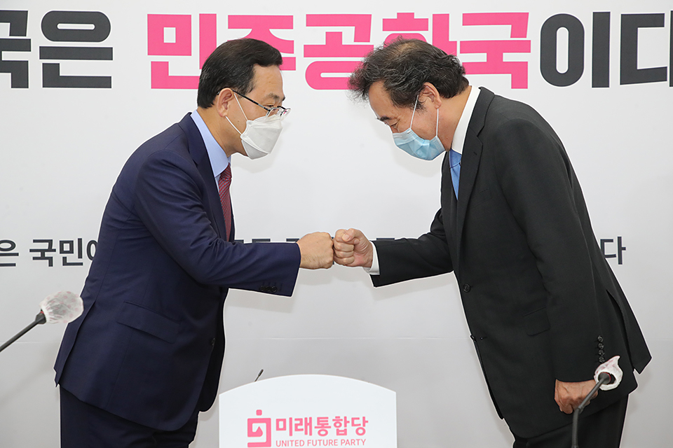 제목 노출 영역입니다 이미지