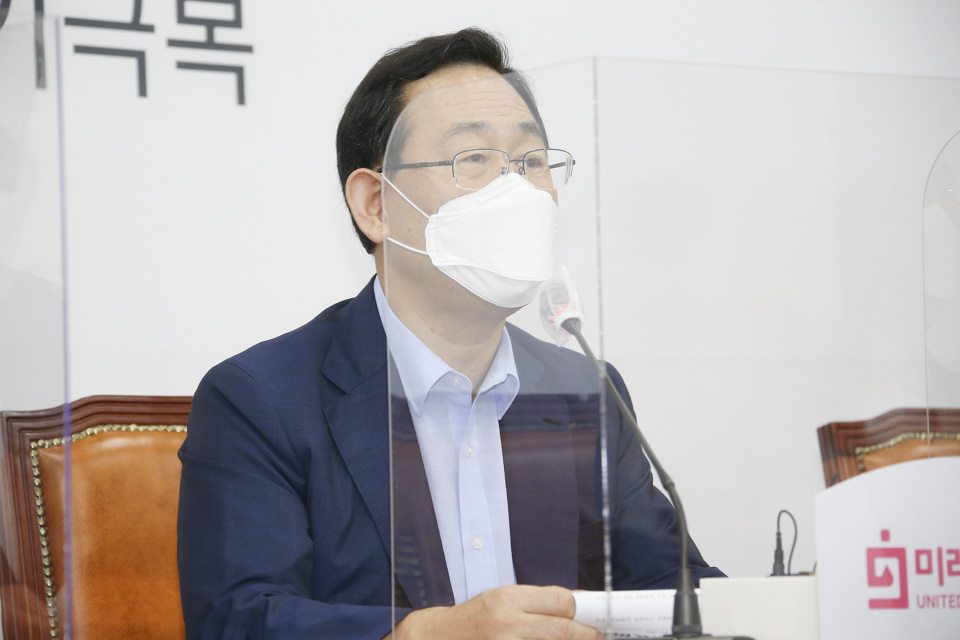 제목 노출 영역입니다 이미지