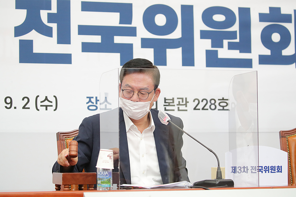 제목 노출 영역입니다 이미지