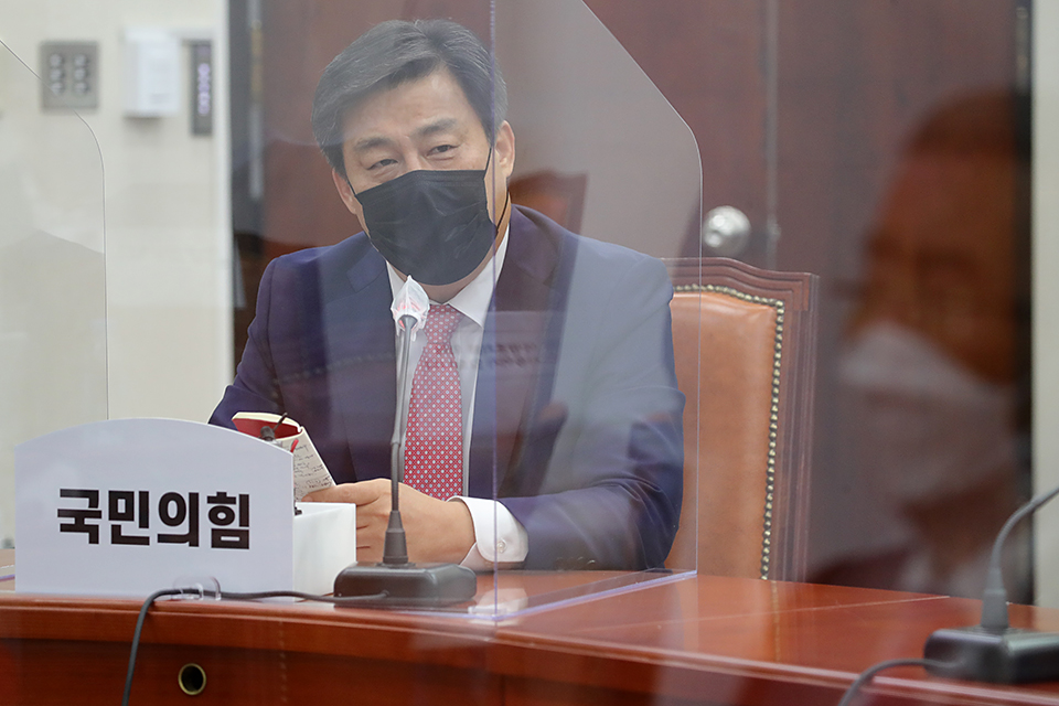 제목 노출 영역입니다 이미지