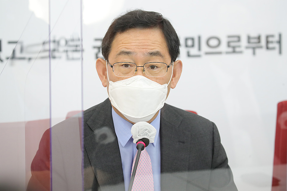 제목 노출 영역입니다 이미지