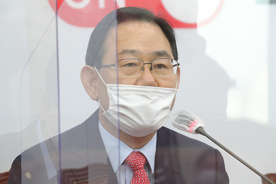 제목 노출 영역입니다 이미지