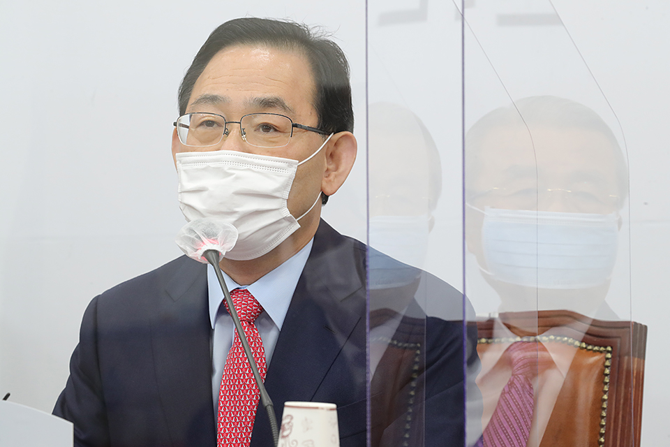 제목 노출 영역입니다 이미지