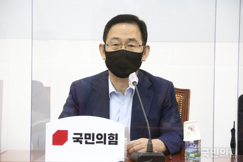 제목 노출 영역입니다 이미지