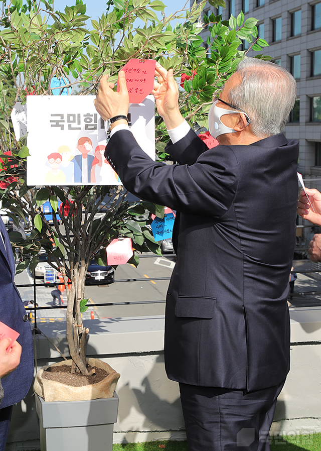 제목 노출 영역입니다 이미지