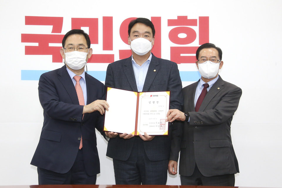 제목 노출 영역입니다 이미지