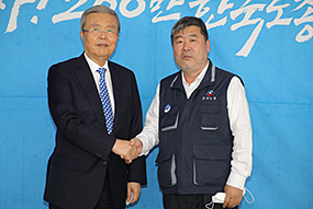 김종인 비상대책위원장, 한국노총 간담회