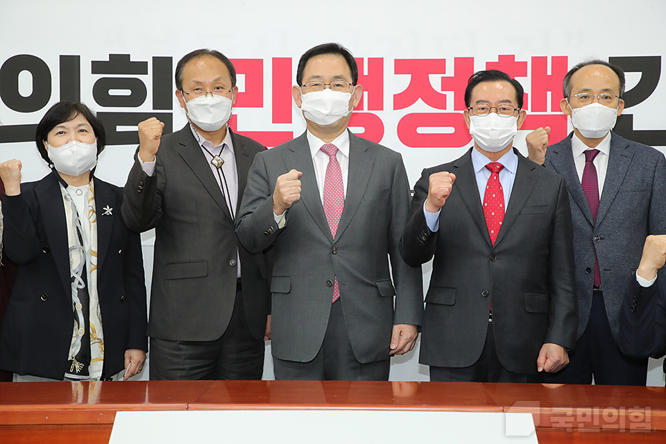 제목 노출 영역입니다 이미지