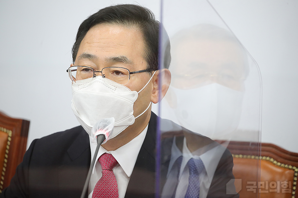 제목 노출 영역입니다 이미지
