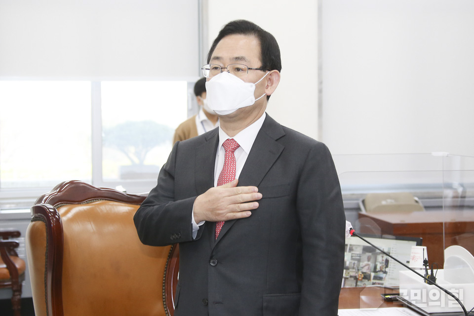 제목 노출 영역입니다 이미지