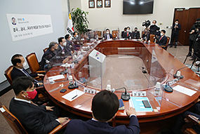 비상대책위원장-중진의원 연석회의