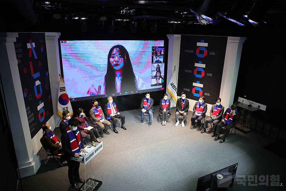 제목 노출 영역입니다 이미지