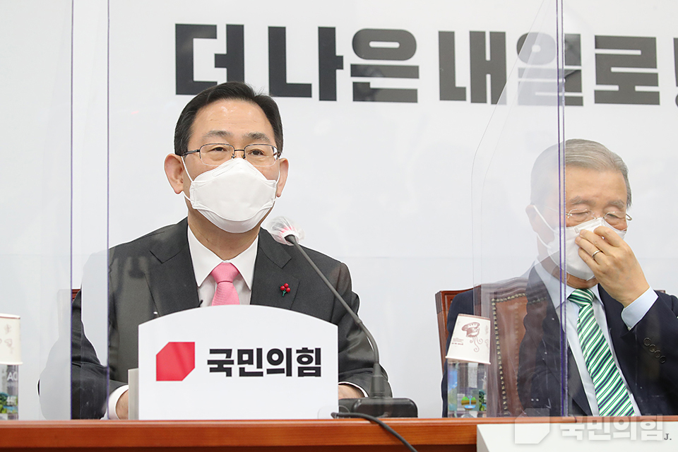 제목 노출 영역입니다 이미지