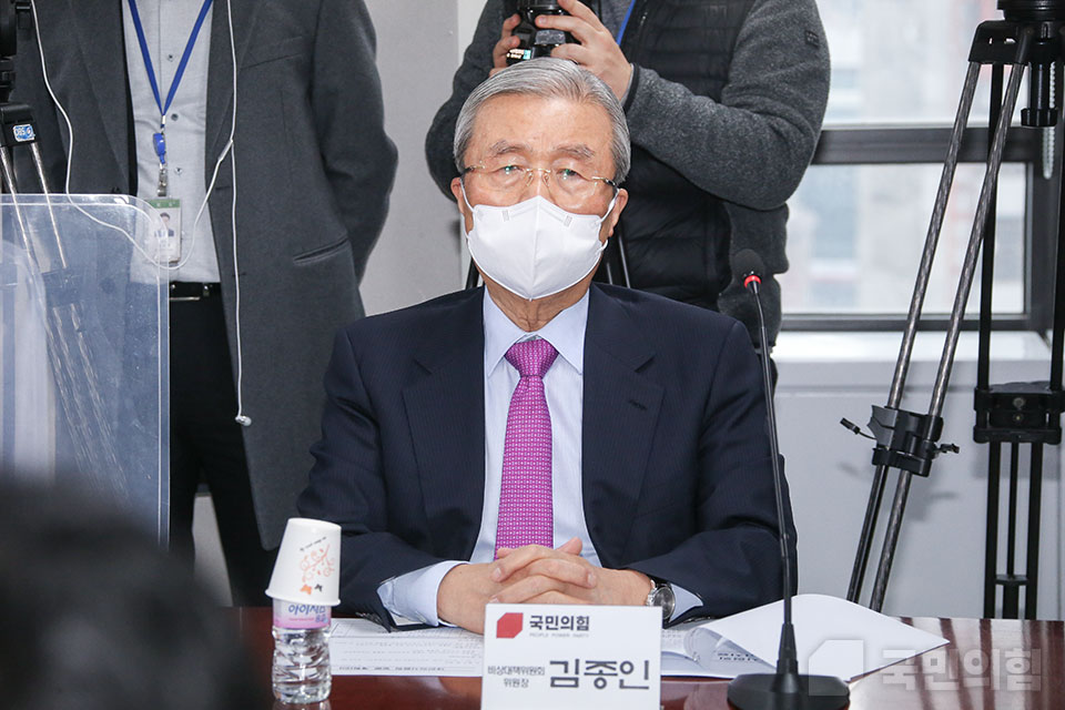 제목 노출 영역입니다 이미지