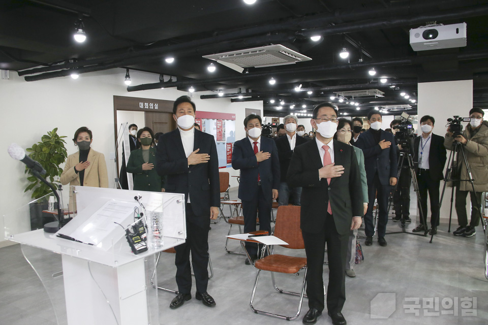 제목 노출 영역입니다 이미지