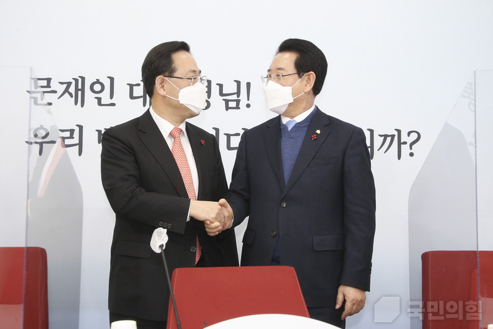 제목 노출 영역입니다 이미지