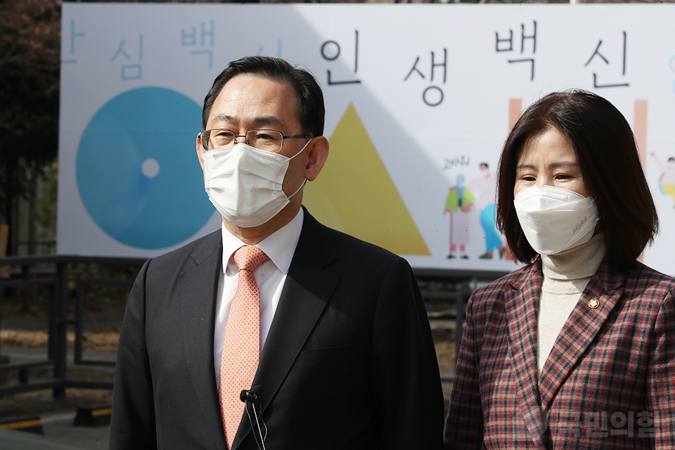제목 노출 영역입니다 이미지