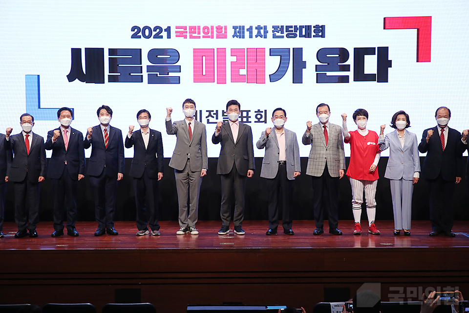 제목 노출 영역입니다 이미지