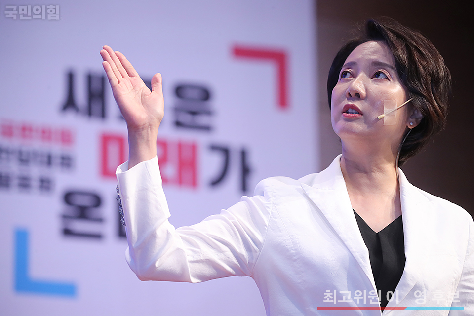 제목 노출 영역입니다 이미지